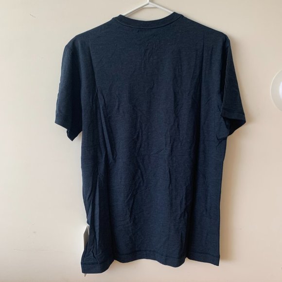 Lululemon 5 Year Basic T - Picture 6 of 8